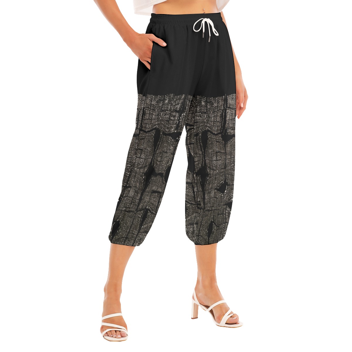 All-Over Print Women's Bloomers Capri-pants - Image 3