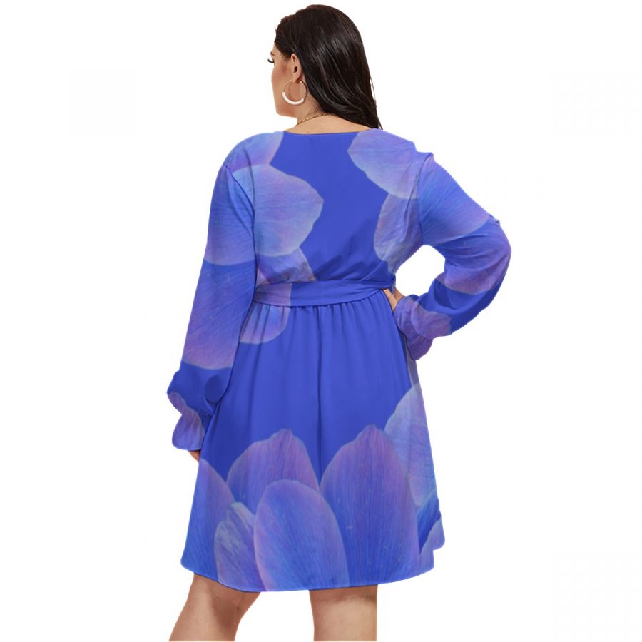All-Over Print Women's V-neck Dress With Waistband(Plus Size) - Image 4